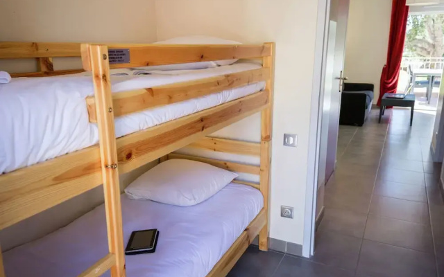 Comfortable Apartment With Dishwasher, on the Côte D'azur