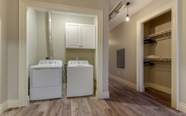 Stay Chateau Suite 4