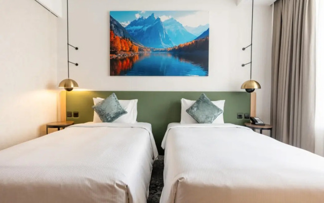 West Walk Retaj Hotel