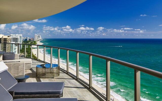 The St. Regis Bal Harbour Resort