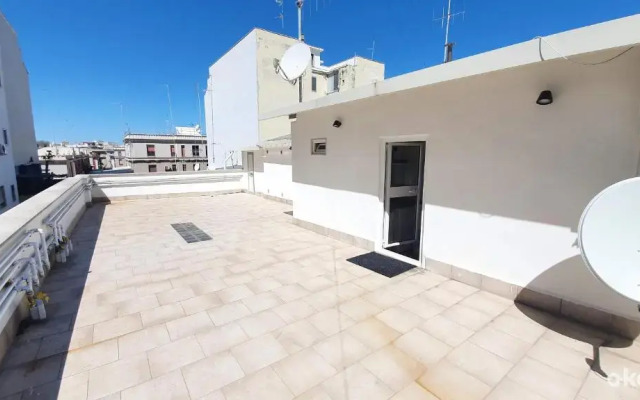 La Terrazza Tra I Tetti Studio - Bari Centro