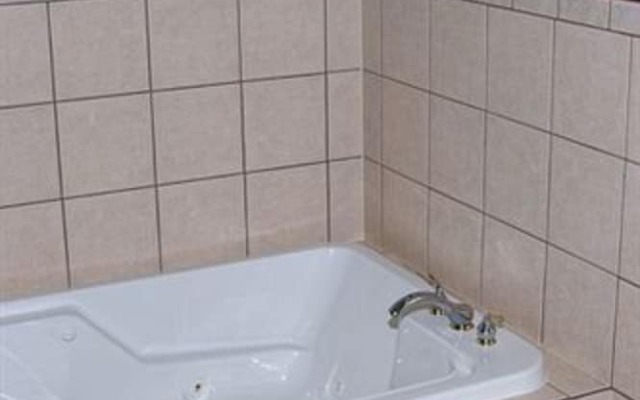 Stone Mill Hotel & Suites