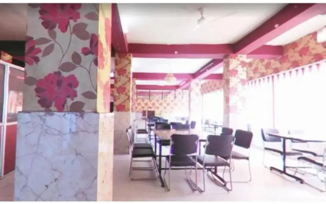 Hotel Pratiksha