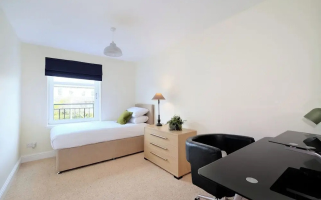 Spacious 3 Bed in Aberdeen s Westend