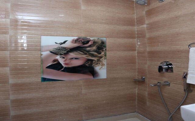 OYO 13026 Cortez Inn