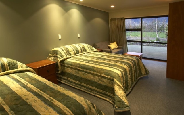 Donegal House – Guest Rooms – Kaikoura