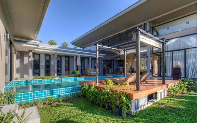Ibiscus Villa by Jetta