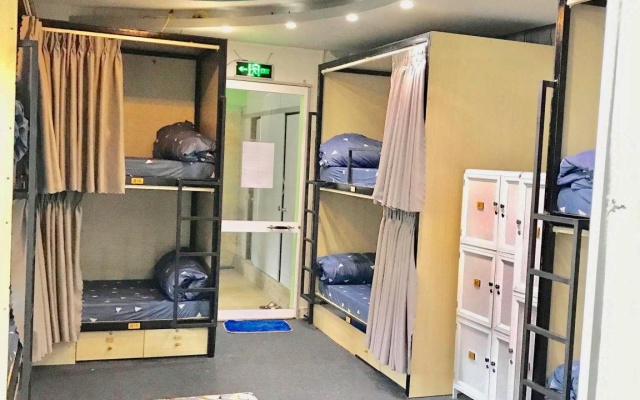 Win Win Hostel – Guest Rooms – Da Nang