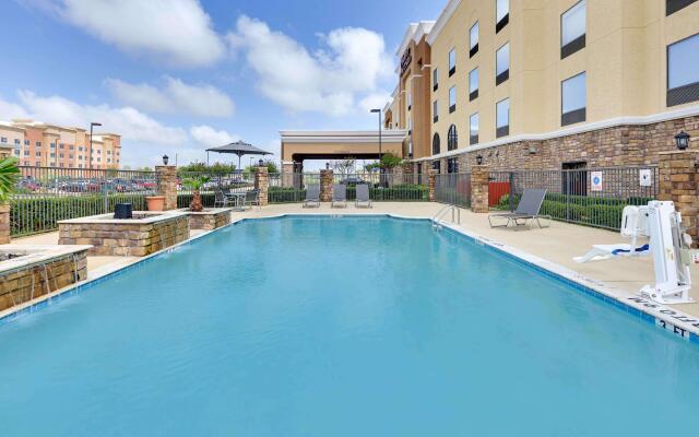 Hampton Inn & Suites Dallas-Arlington-South