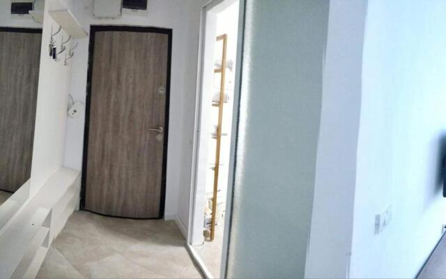 Tomis Apartment