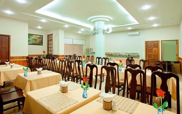 Galaxy 3 Hotel