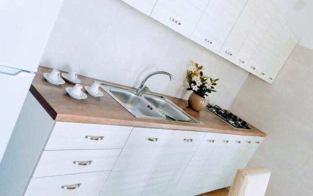 Anna House Studios 200 mt dal Mare