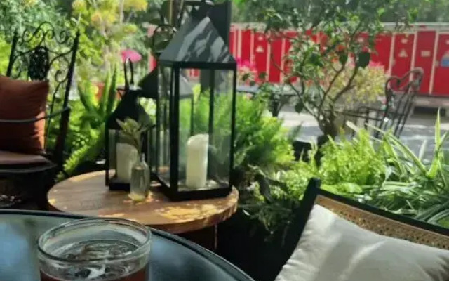 Yilan Garden Hotel (Nanhu Food City Wetland Park Branch)