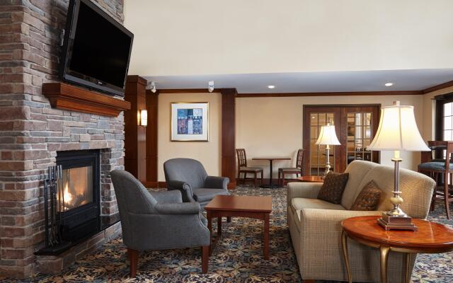 Staybridge Suites Milwaukee Airport South, an IHG Hotel