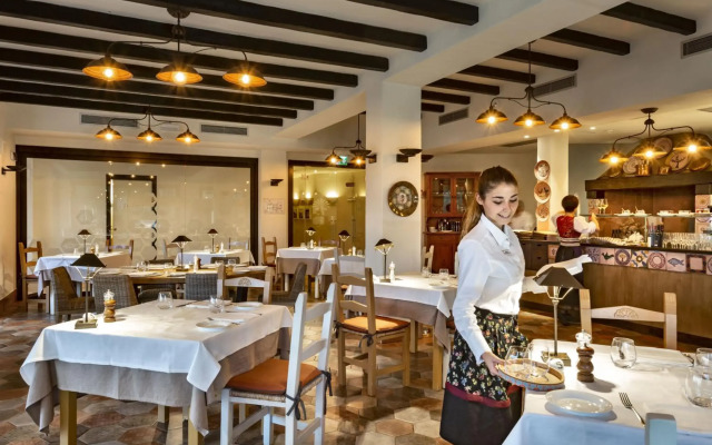 Hotel Abi d'Oru