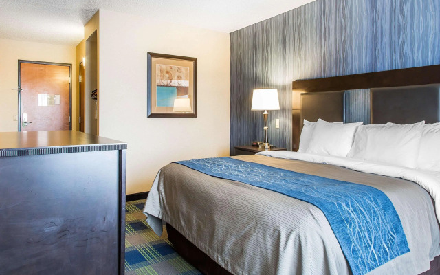 Comfort Inn & Suites Meriden East