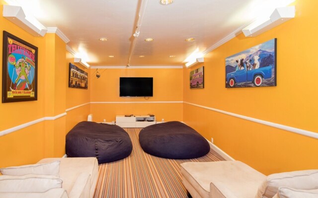 River Club 207 2 Bedroom Condo by Alpine Lodging Telluride