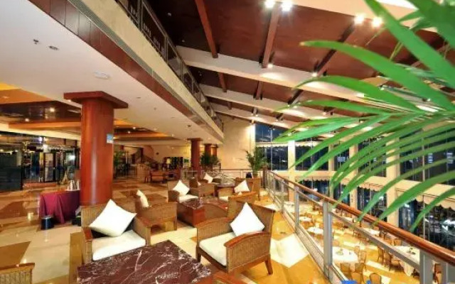 Beidaihe Bei Hua Yuan Sea View Hotel (Beidaihe Biluo Tower)