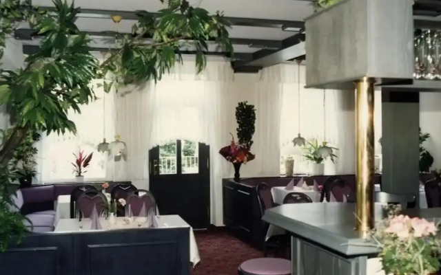 Waldhotel & Restaurant Bergschlösschen