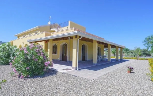 Minissale Farm House