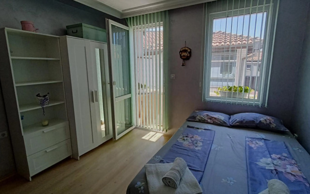 Nikolovi Home Apartments