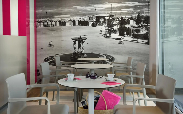 Embassy Hotel & SPA