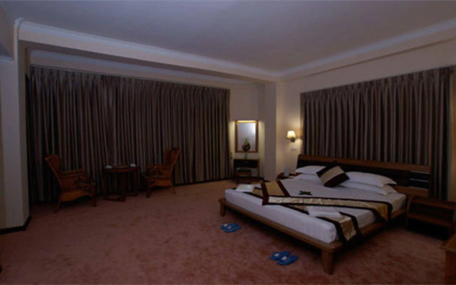 Oattara Thiri Hotel