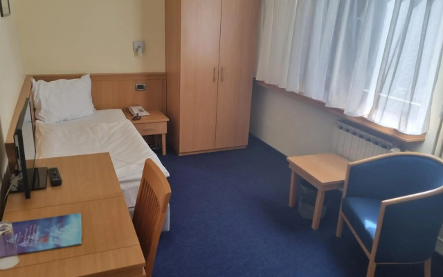 Hotel Tomislavov Dom