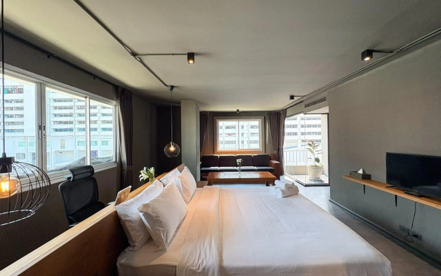 Centric Place Hotel