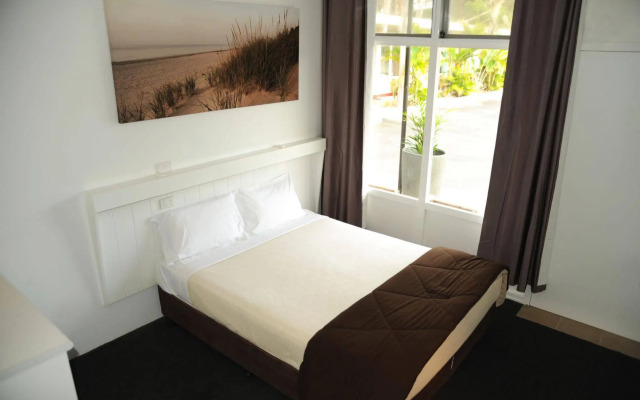 Hoey Moey Backpackers - Hostel