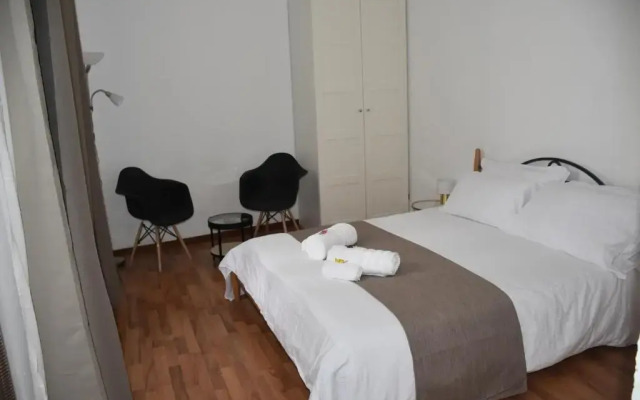 R & A Minerva Suites
