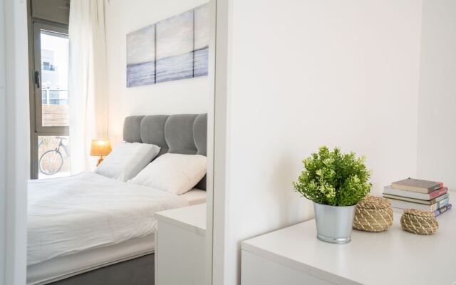 Splendid Achziv Garden Apartment