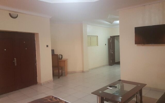 Hallmark Suites - Abeokuta