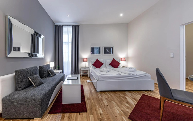 The Levante Rathaus Apartments