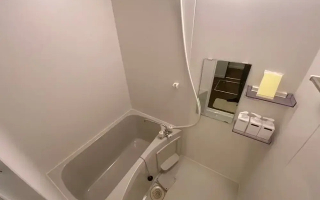 Base Hanegi Apartment