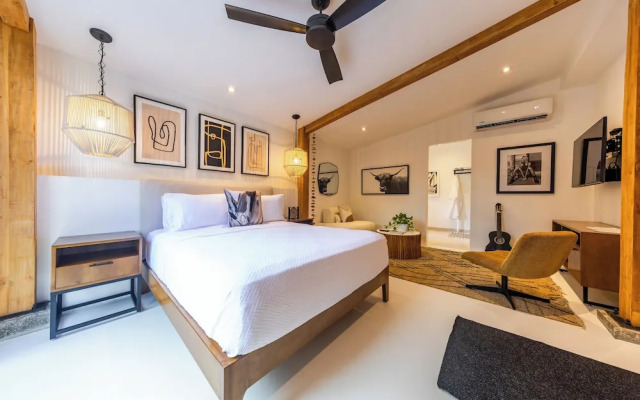 Wanderust Suites