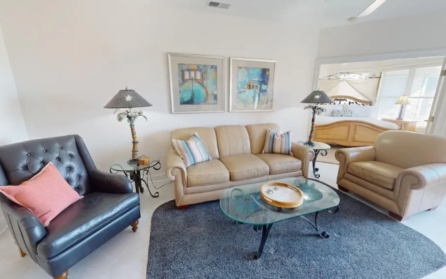 Desoto Beach Club 304