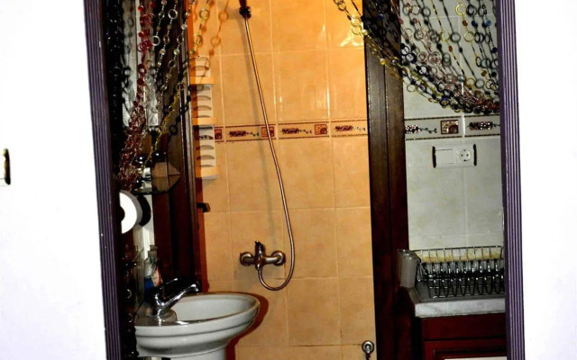 Caravan Palace Apart