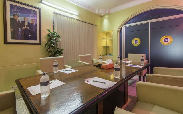 Babylon Garden Serviced Apartments