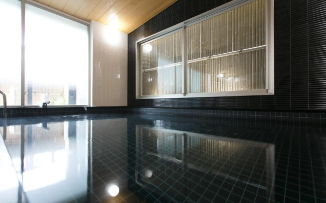 Osaka Corona Hotel