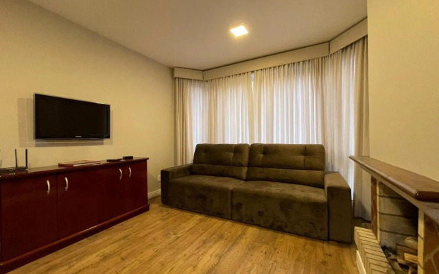 Apartamento a 100m da Rua Coberta