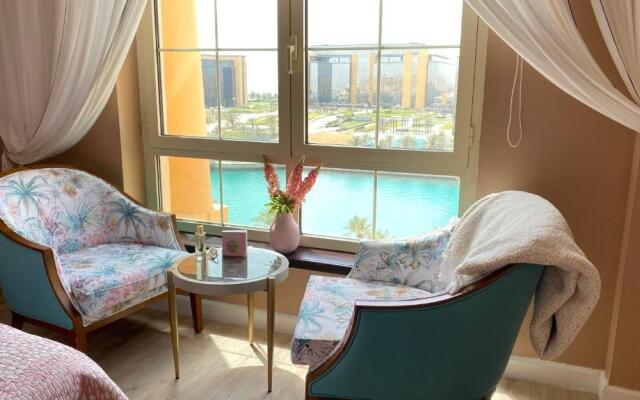 Honeymoon Style (family)
