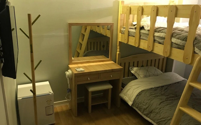 Yeosu Nangman Guest House