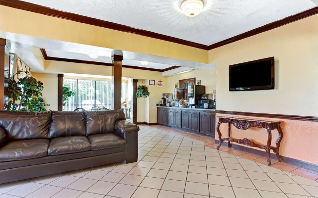 Super 8 by Wyndham Jackson/Ridgeland