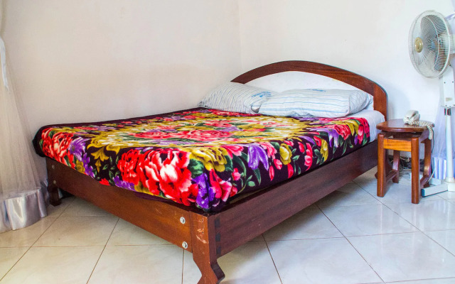 Crown Hotel Hoima