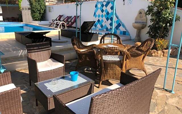 Villa Dessena Bed and Breakfast