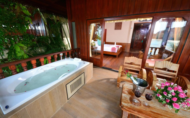 Haad Yao Bayview Resort & Spa
