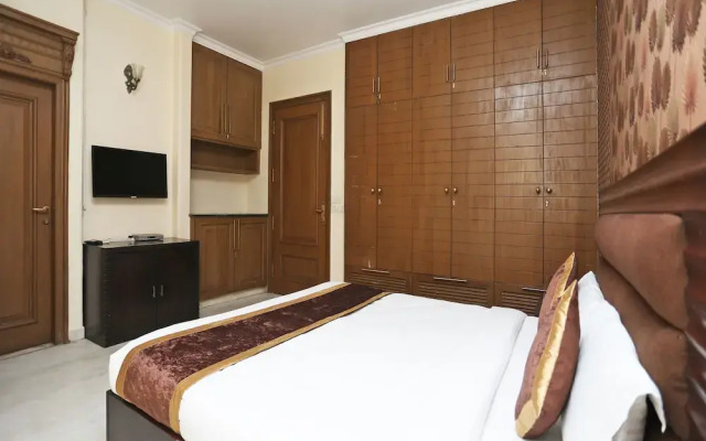 The Red Orchid By OYO Rooms
