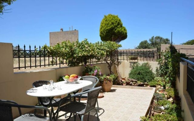 Olive Oil Residence