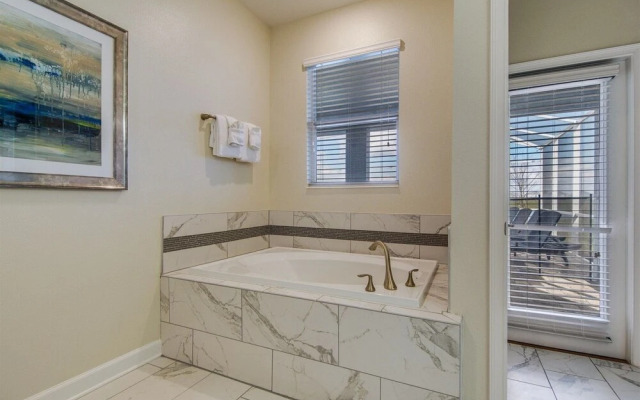 8BR ChampionsGate Pool Home w Theater